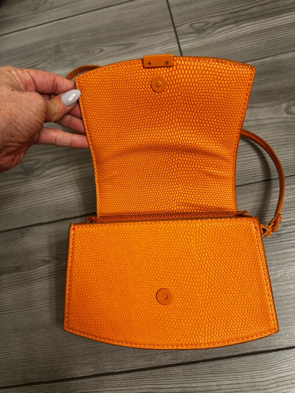 Zara Orange Embossed Crossbody Top-Handle Bag - Picture 6 of 7